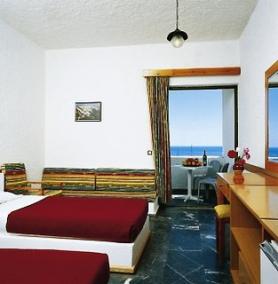 Krétský hotel Bali Beach & Village s terasou