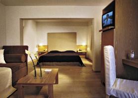 Krétský hotel Minos Beach