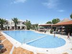 Hotelový bazén - krétský Amalthia Beach Resort