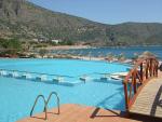 Pohled z hotelu Blue Palace Resort, letovisko Plaka
