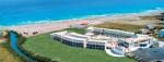 Komplex budov hotelu Mythos Palace v letovisku Georgioupolis