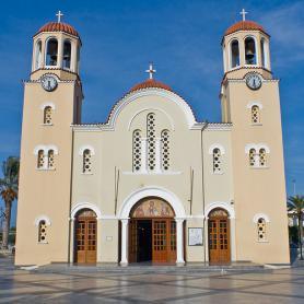 Východní Kréta - kostel v Agios Nikolaos