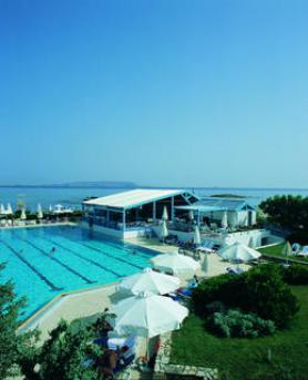 Krétský hotel Aquis Arina Sand s bazénem