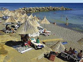 Krétský hotel Petra Mare s pláží