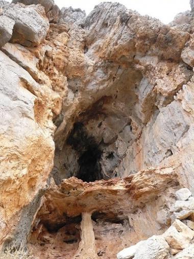 Jihovýchodní Kréta, jeskyně Pelekita