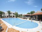 Hotelový bazén - krétský Amalthia Beach Resort